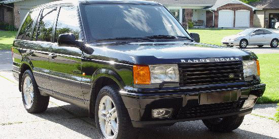 Which stores sell used Range-Rover TD6 HSE parts in Australia?