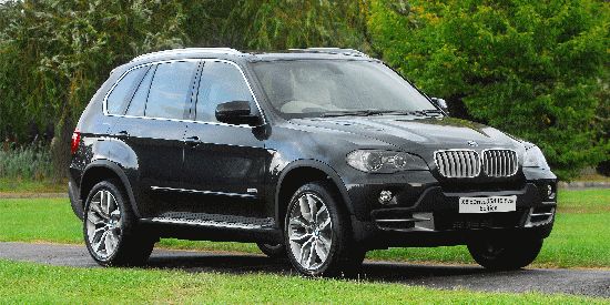 Which companies sell BMW X5 xDrive35d 2017 model parts in Botswana